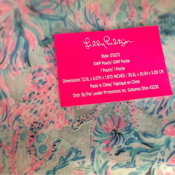 New in packaging Lilly Pulitzer pouches - Picture 3 of 5